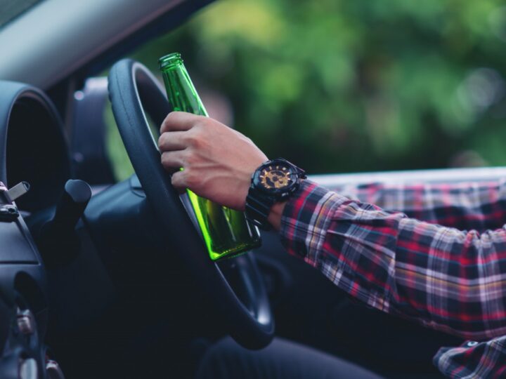 Pijany kierowca z licznymi zakazami jazdy przechwycony przez policję w Brodnicy