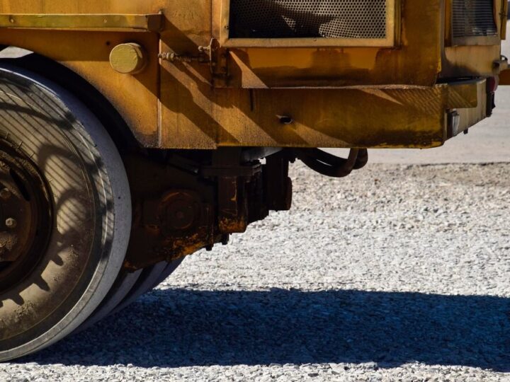 Utrudnienia w rejonie ul. św. Jakuba i ul. Powstańców Wielkopolskich z powodu pielęgnacji drzew